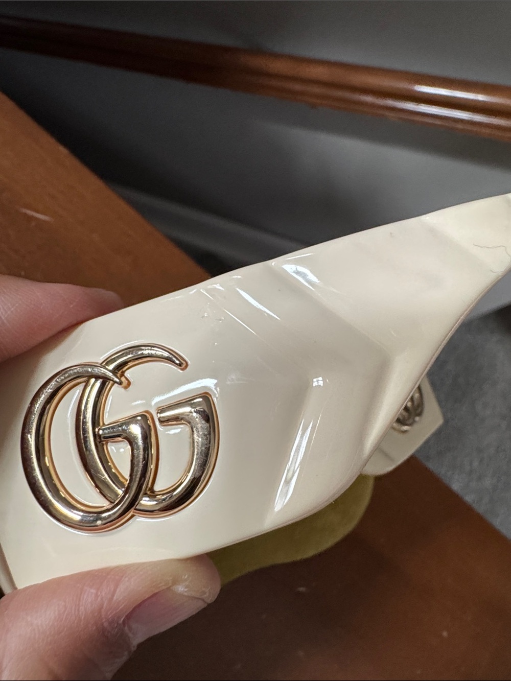 Authentic Gucci Cream Sunglasses with Gold Double-G Accents - Picture 15 of 17